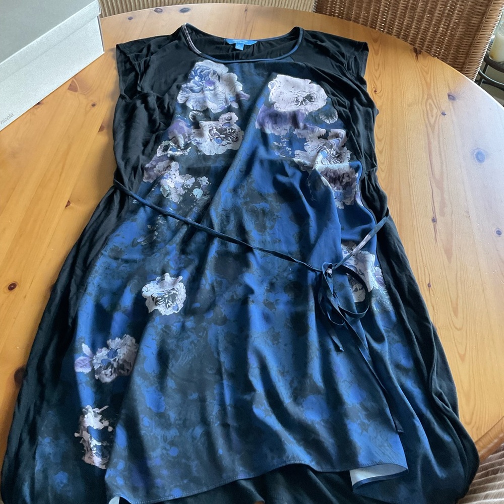 Simply Vera Vera Wang (Kohl’s) casual dress